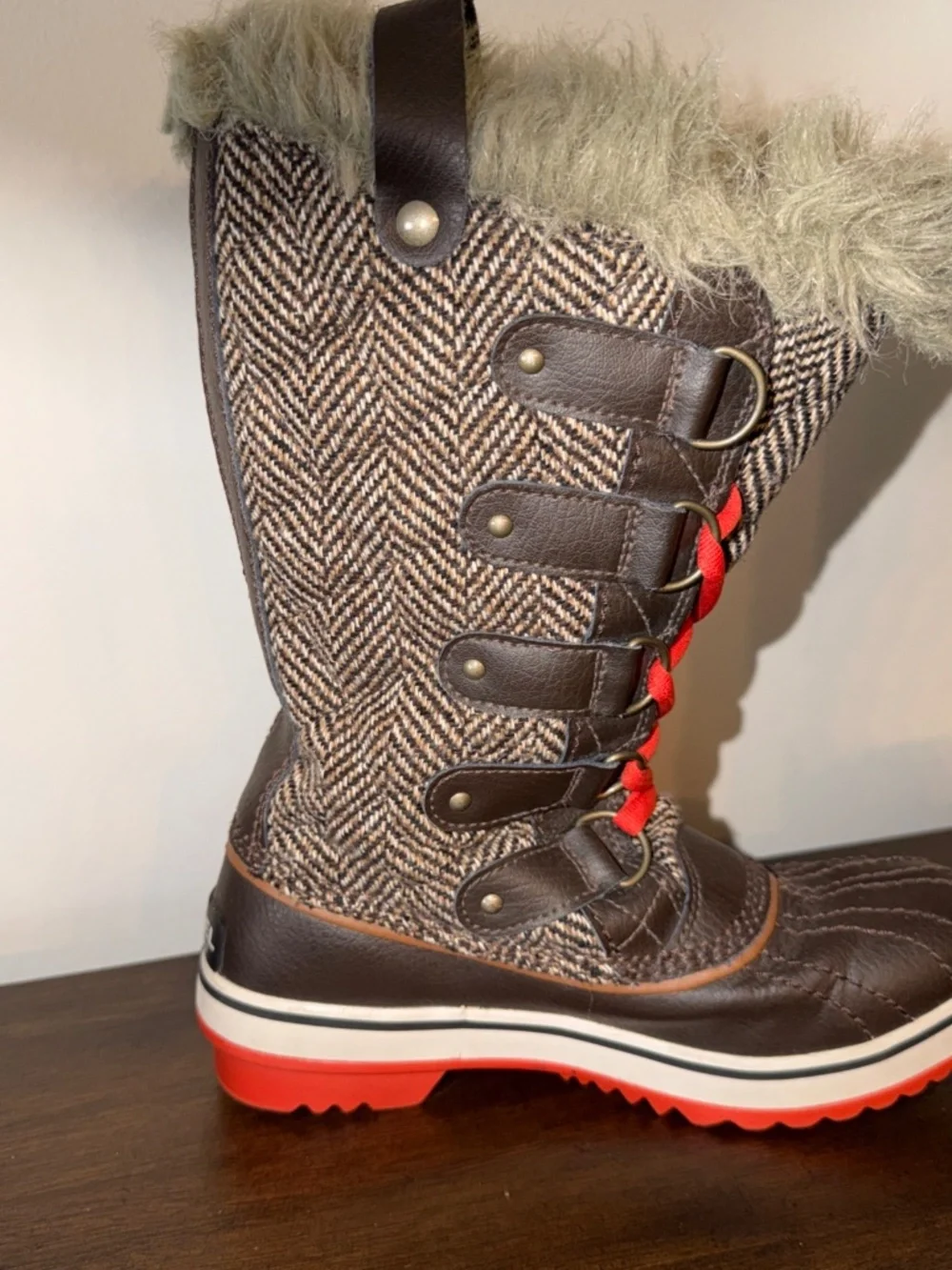 SOREL Tofino II Snow Winter Boots Womens Size 5 Brown Herringbone Tall Faux Fur